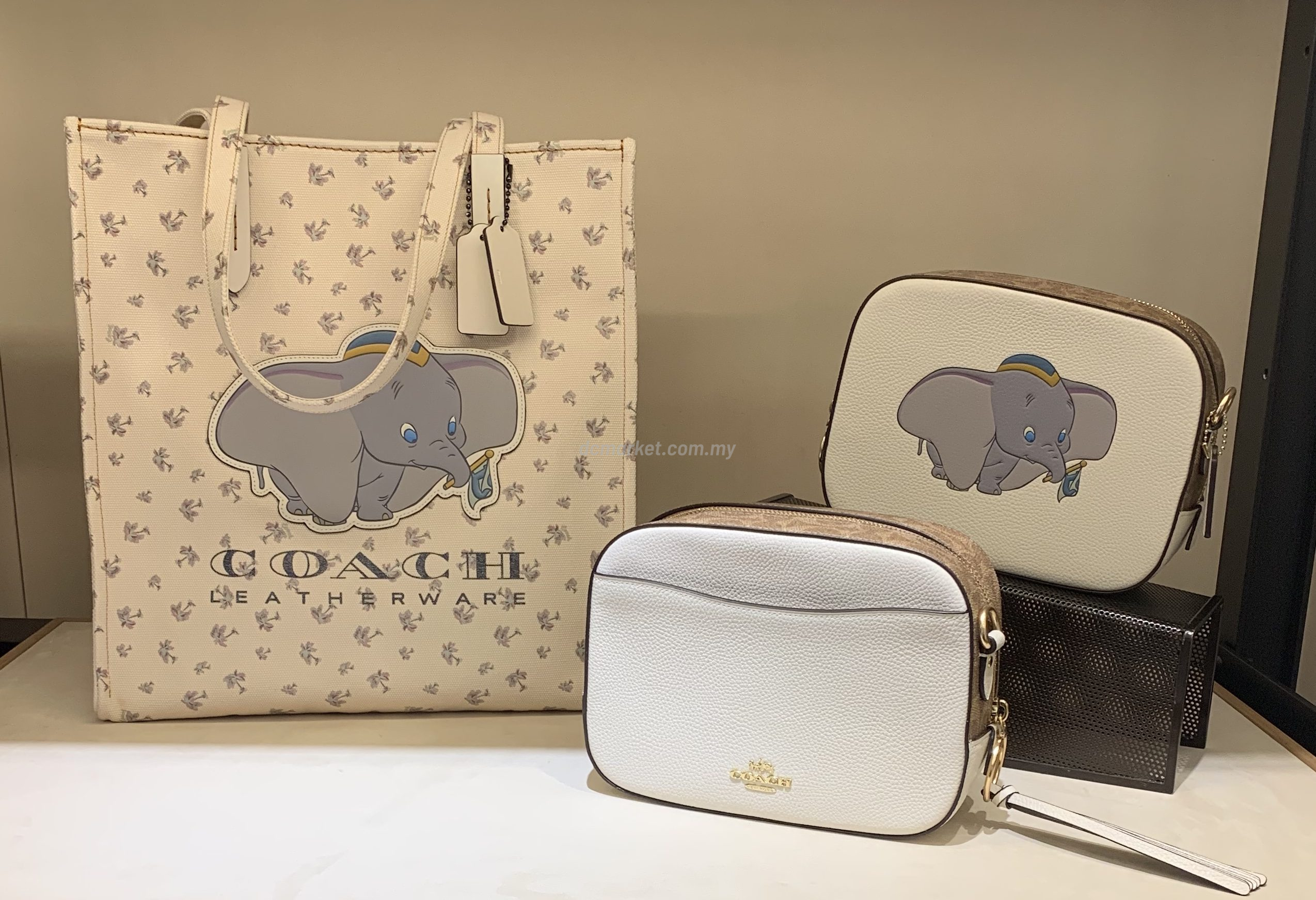 coach disney dumbo camera bag